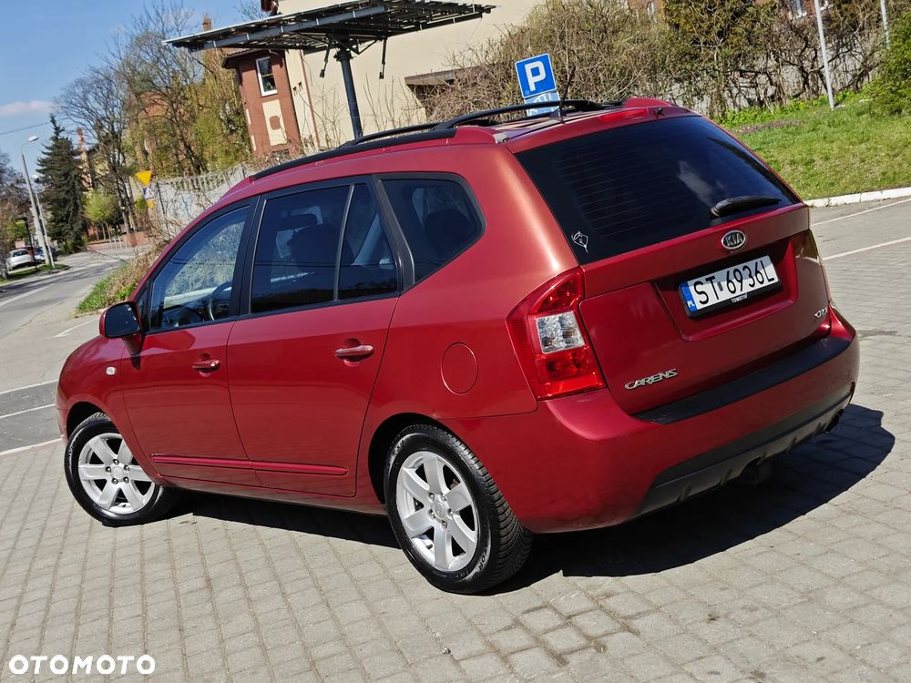 Kia Carens CRDi DPF LX - 4