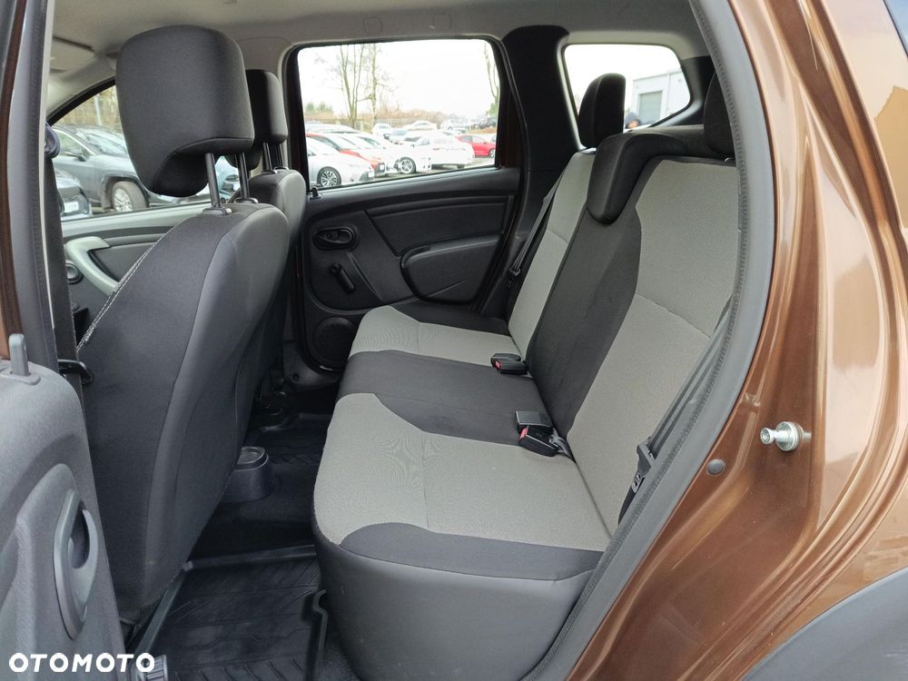 Dacia Duster 1.6 - 21