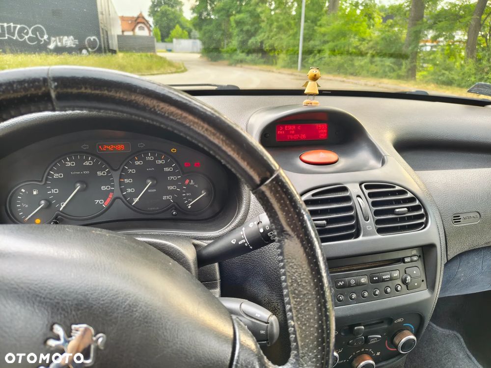 Peugeot 206 1.4 Color-Line - 14