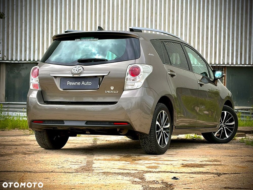 Toyota Verso 1.8 Selection EU6 - 16