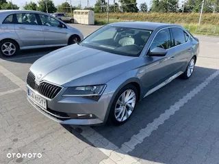 Skoda Superb 2.0 TSI L&K DSG - 7