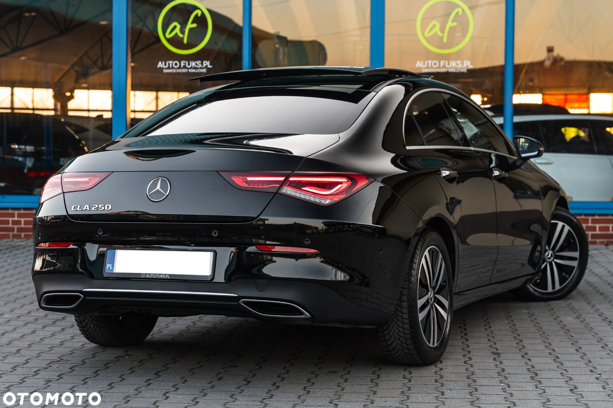 Mercedes-Benz CLA 250 Progressive 7G-DCT - 10