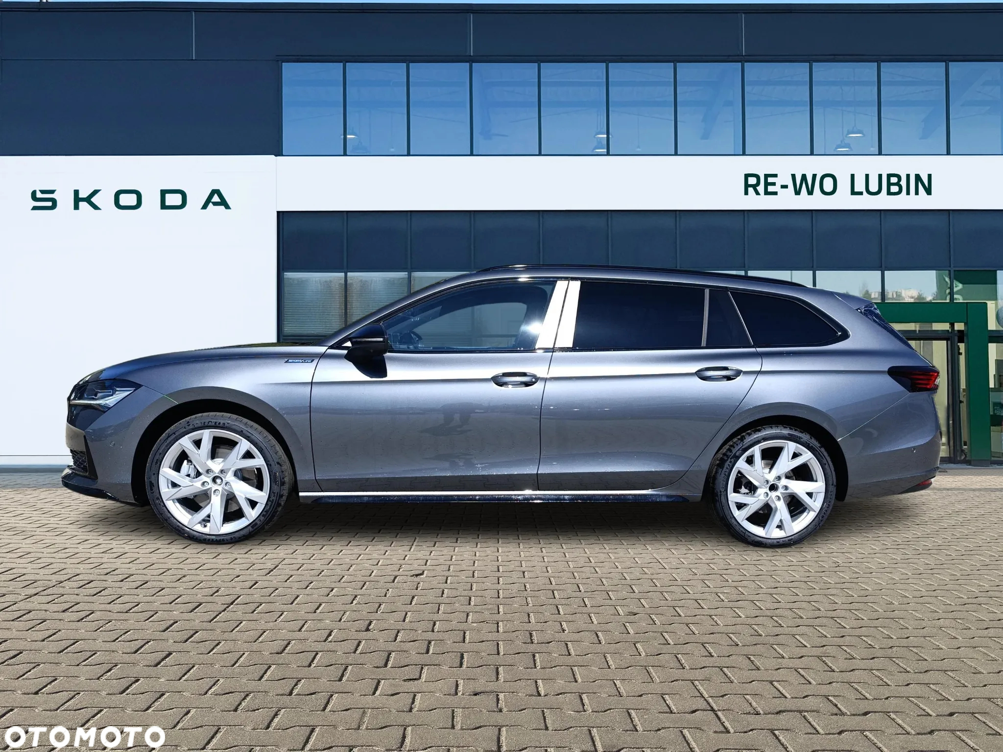 Skoda Superb 2.0 TSI Sportline DSG - 3