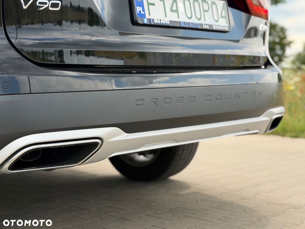 Volvo V90 Cross Country D4 AWD Geartronic Pro - 12