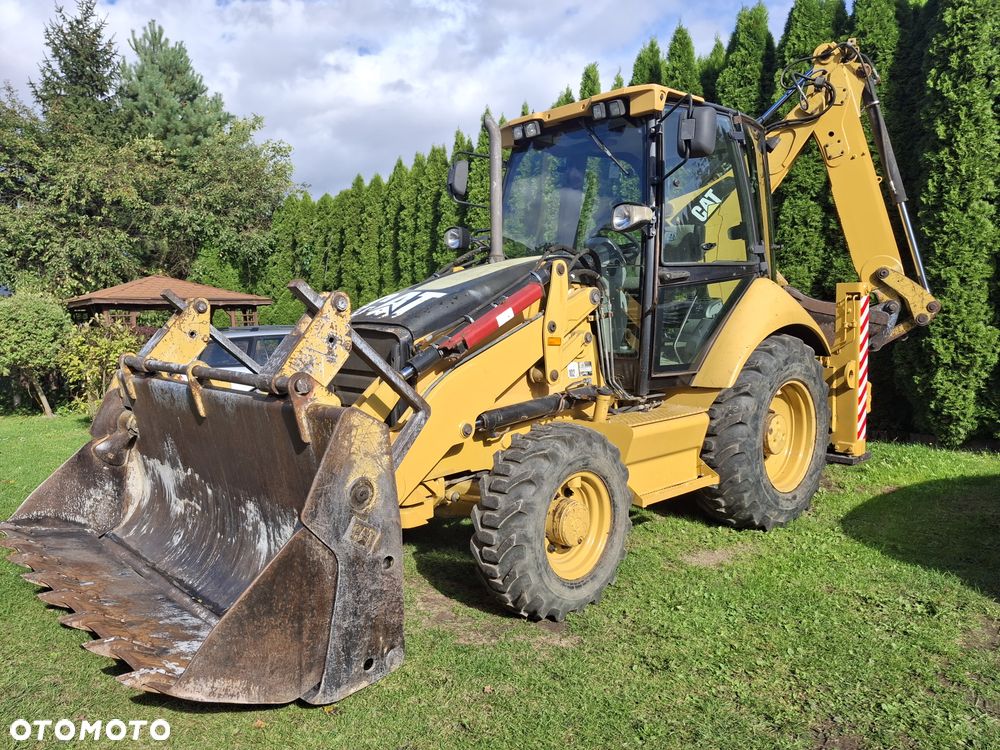 Caterpillar 428E - 1