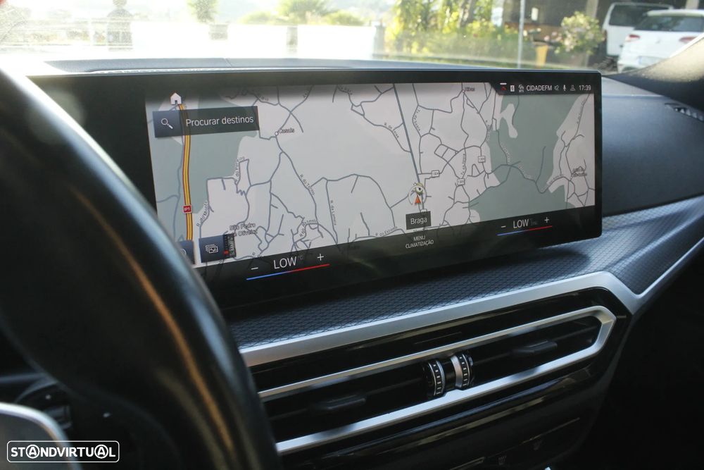 BMW 330 e Touring xDrive Aut. M Sport - 21