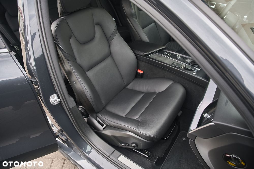 Volvo V60 D3 Geartronic Momentum Pro - 30