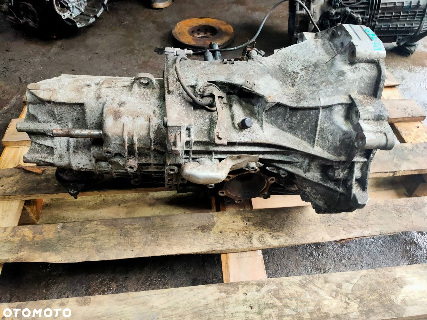 SKRZYNIA BIEGÓW 5 BIEG MANUAL A4 B6 2,4 GBL - 5