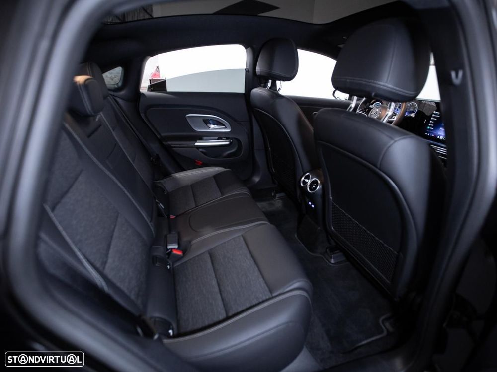 Mercedes-Benz CLA 200 EQ - 13