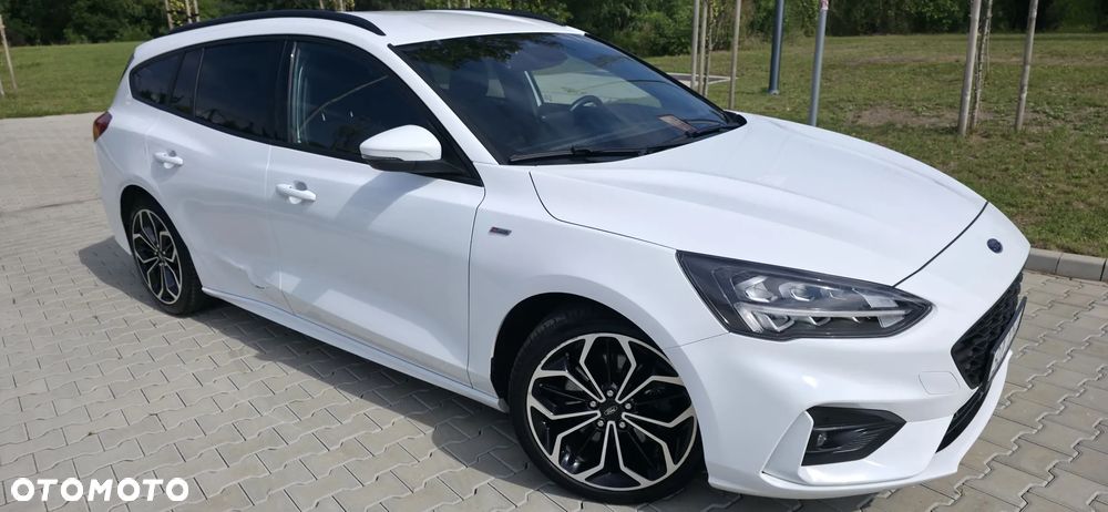 Ford Focus 1.0 EcoBoost mHEV ST-Line - 11