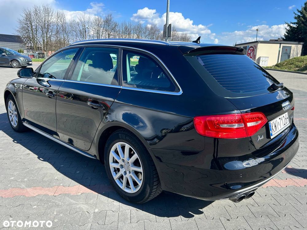 Audi A4 Avant - 14
