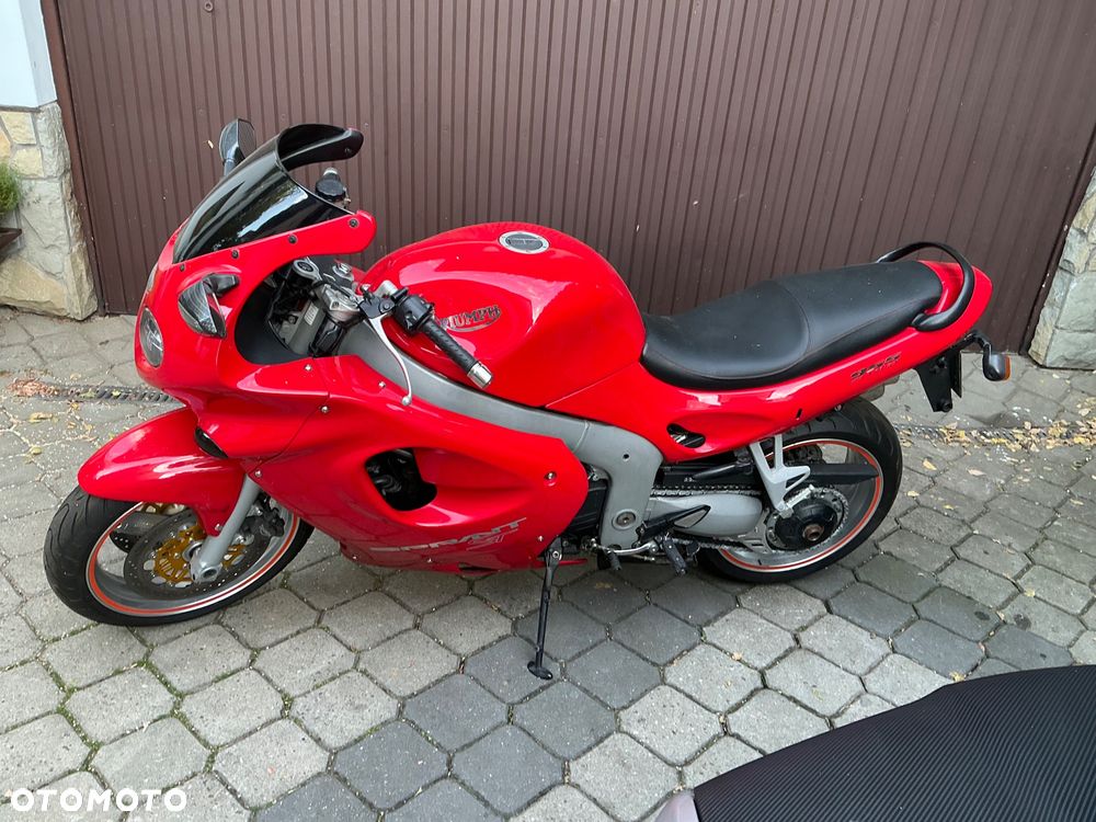 Triumph Sprint - 1