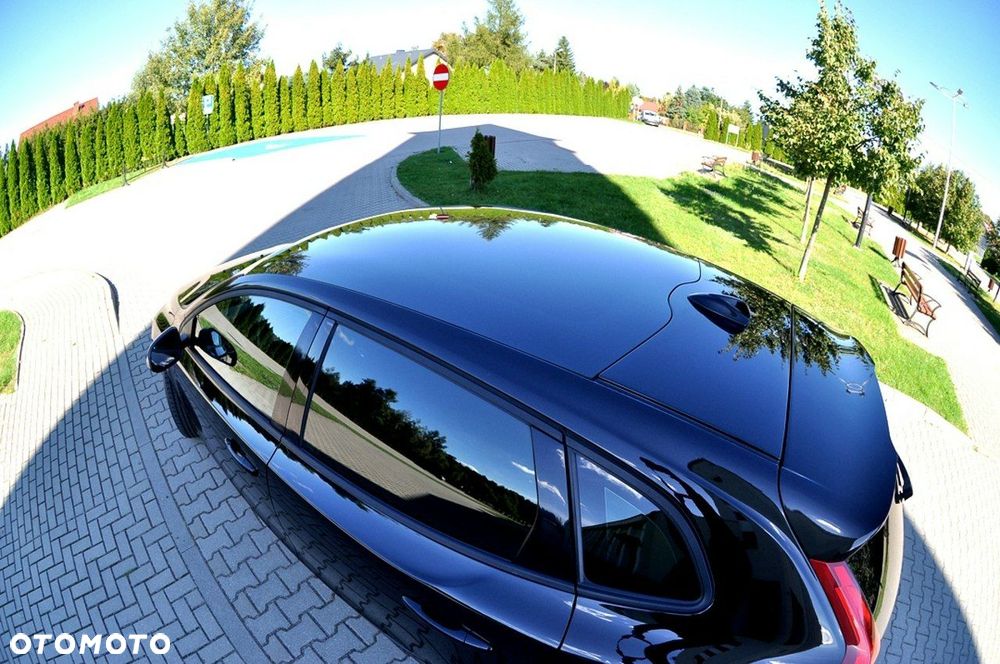 Volvo V40 D3 Kinetic - 12