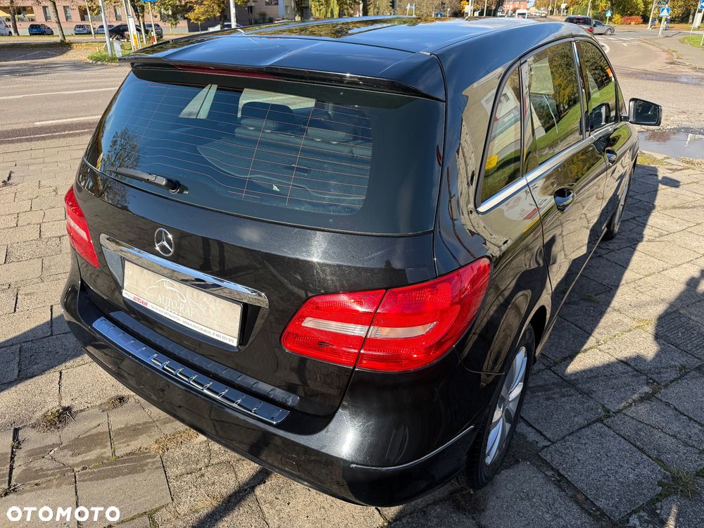 Mercedes-Benz Klasa B 180 CDI (BlueEFFICIENCY) 7G-DCT - 8
