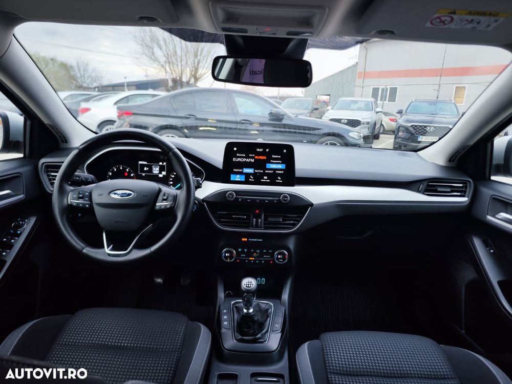 Ford Focus 1.0 EcoBoost Hybrid ACTIVE DESIGN - 4