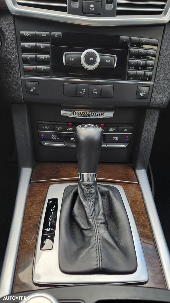 Mercedes-Benz E 250 CDI BlueEfficiency Aut - 23