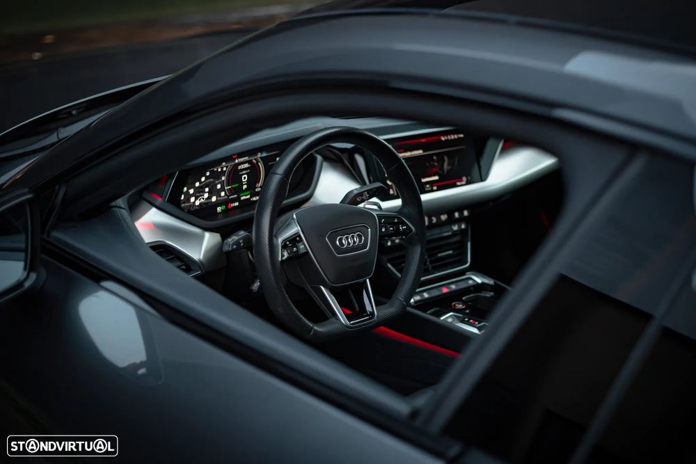 Audi e-tron GT quattro - 55