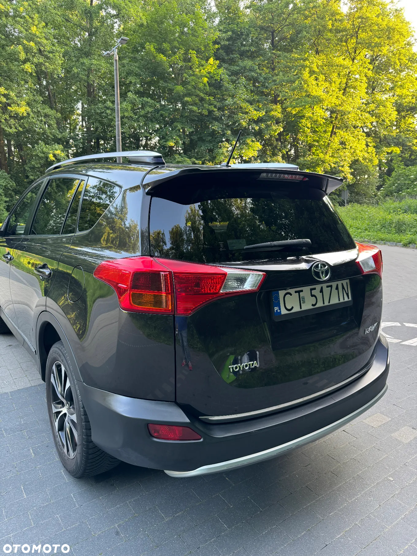 Toyota RAV4 2.0 D-4D Active 4x2 - 7