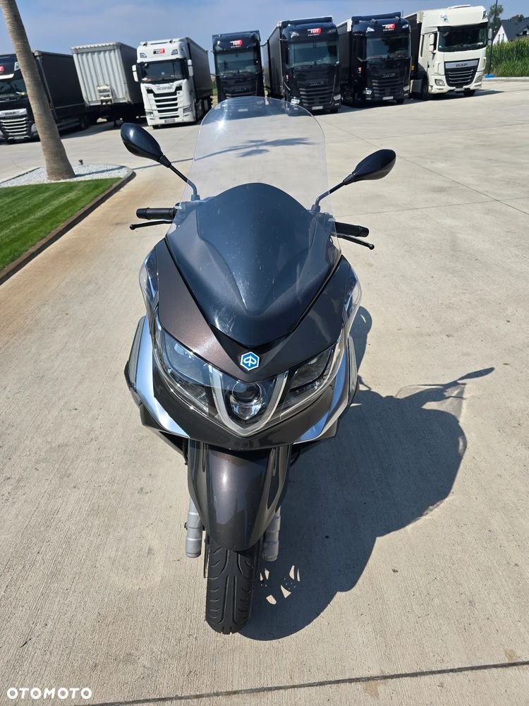 Piaggio X10 - 3