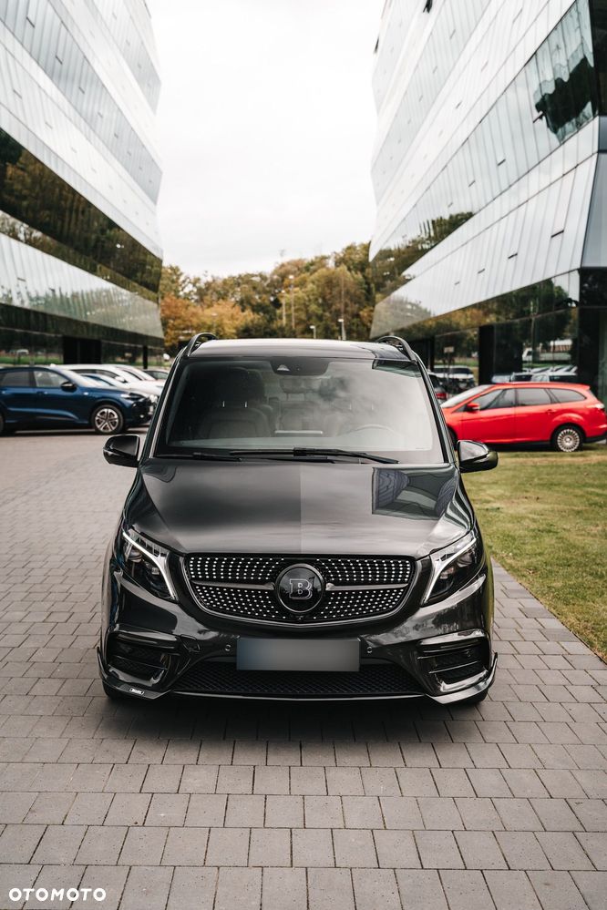 Mercedes-Benz Klasa V - 13