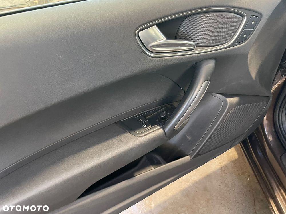 Audi A1 3-drzwiowe 1.6 TDI S line Sportpaket - 13