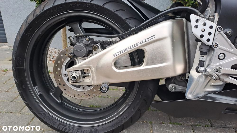 Honda CBR - 19
