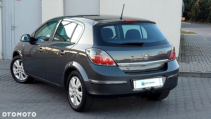 Opel Astra 1.6 Innovation - 4