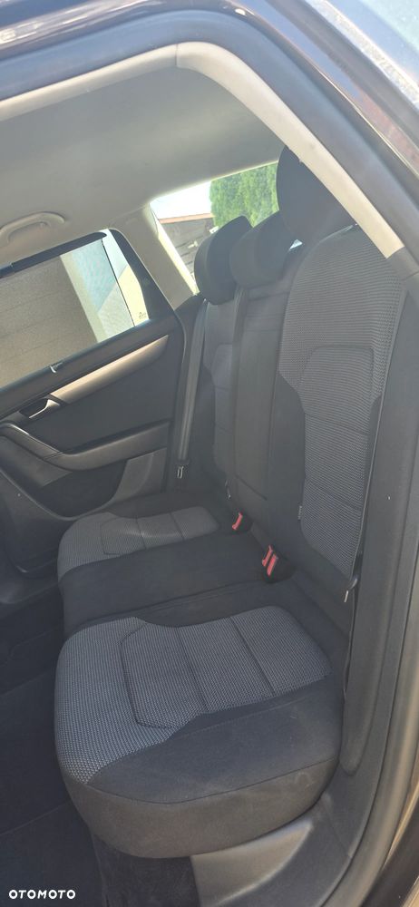 Volkswagen Passat 2.0 TDI Comfortline DSG - 7