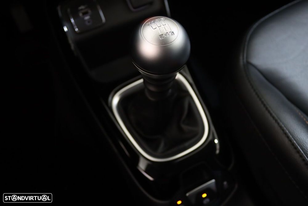 Jeep Compass 1.6 M-Jet Limited - 26