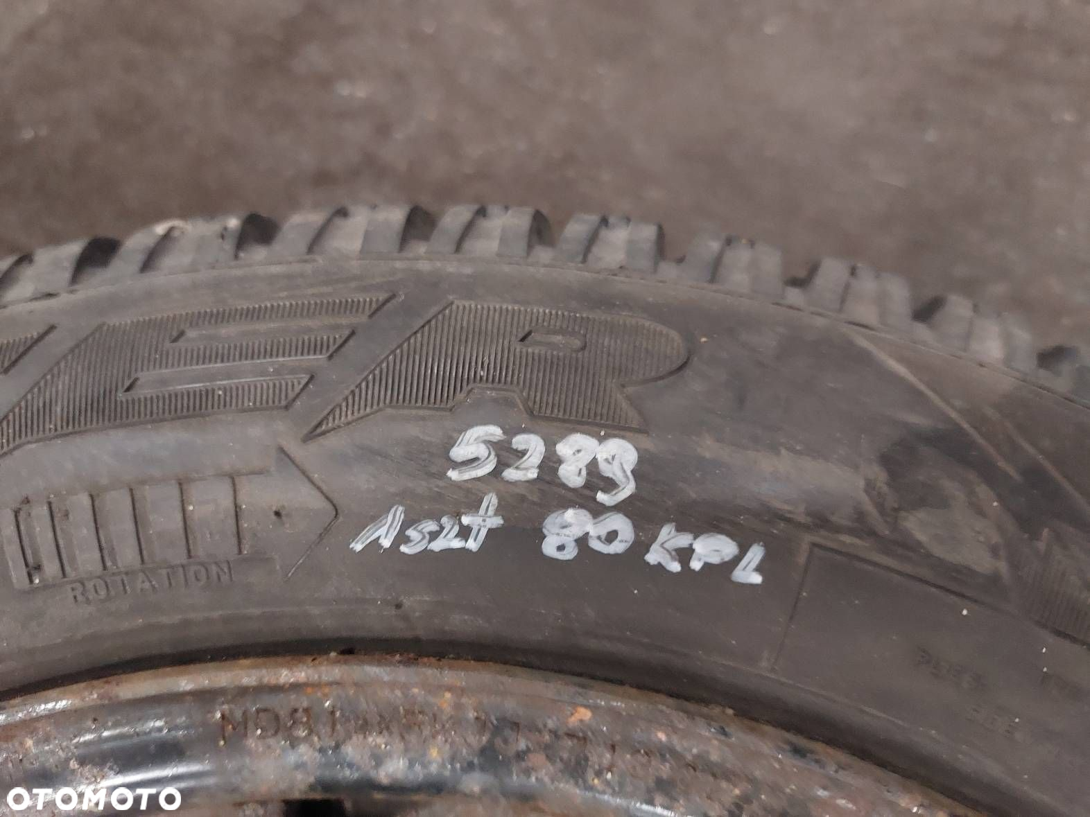 KOŁO FELGA OPONA ZAPAS 4X100 x14 FI54,1 175/60R14 2001R PIRELLI MAZDA - 2