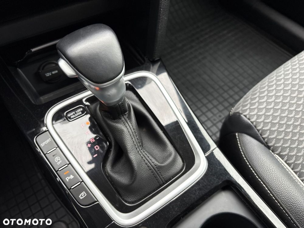 Kia Ceed - 15