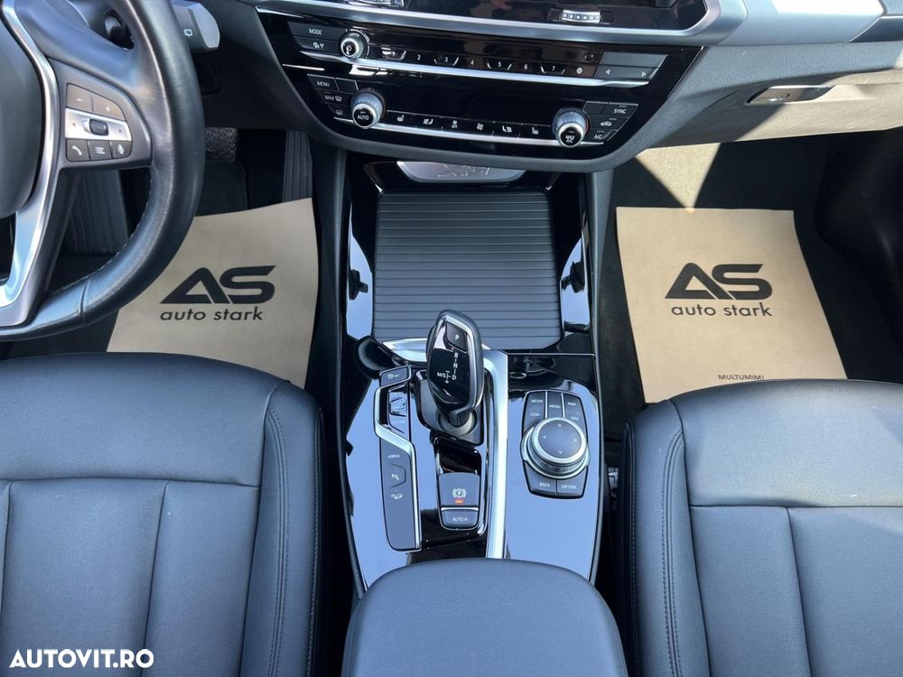 BMW X3 xDrive30e Aut. Advantage - 32