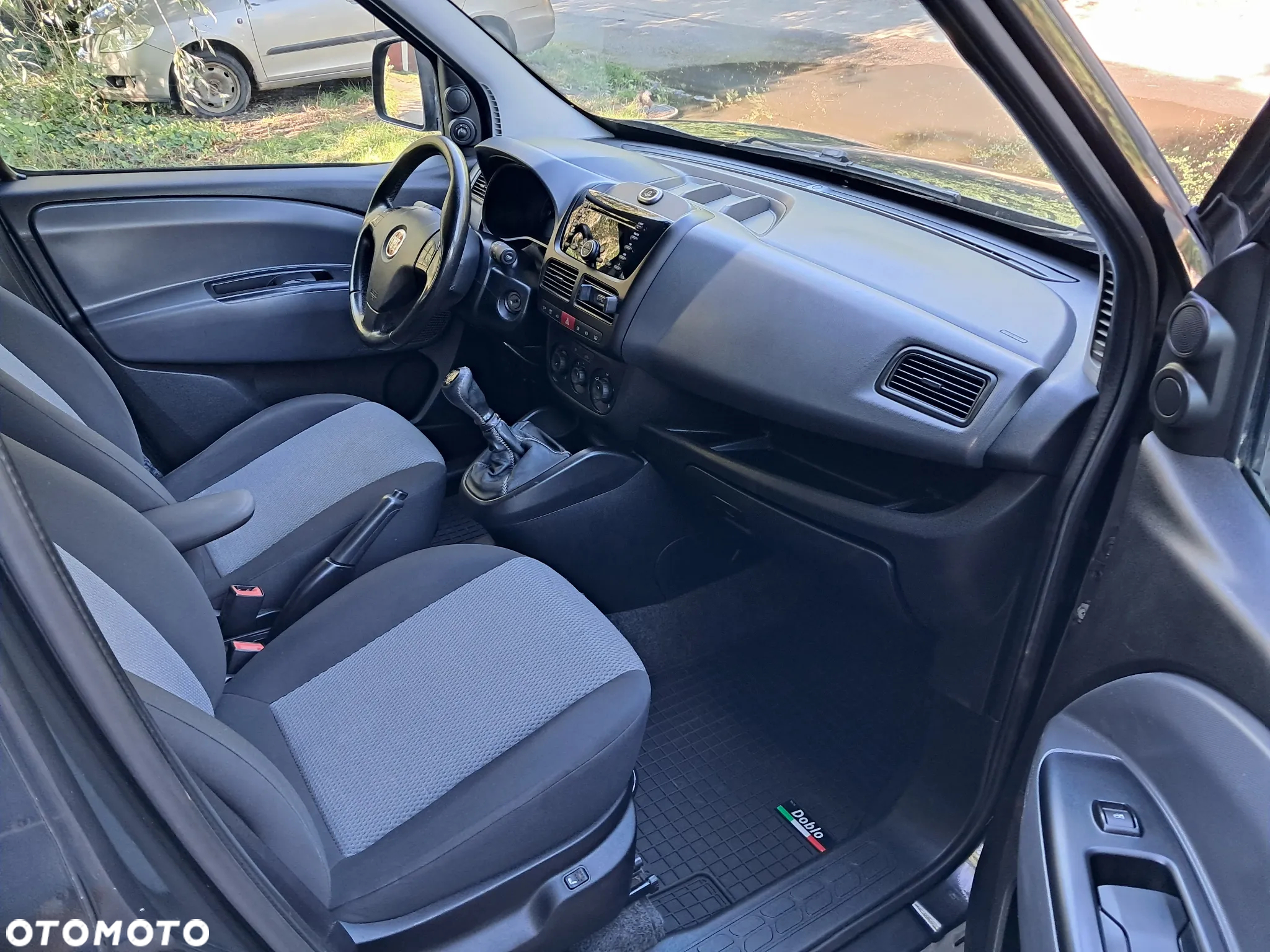 Fiat Doblo 1.3 16V Multijet Active Family - 11