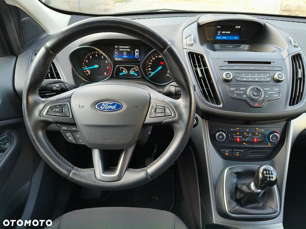 Ford Kuga - 12