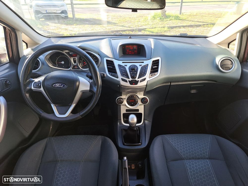 Ford Fiesta 1.25 Titanium - 18