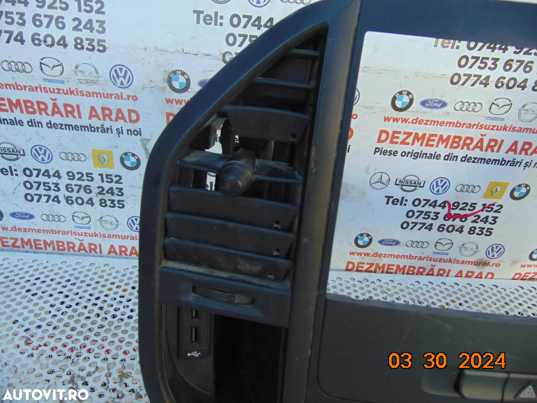 Grila navigatie Mercedes vito w447 v class viano grile aer caldura grila centrala - 2