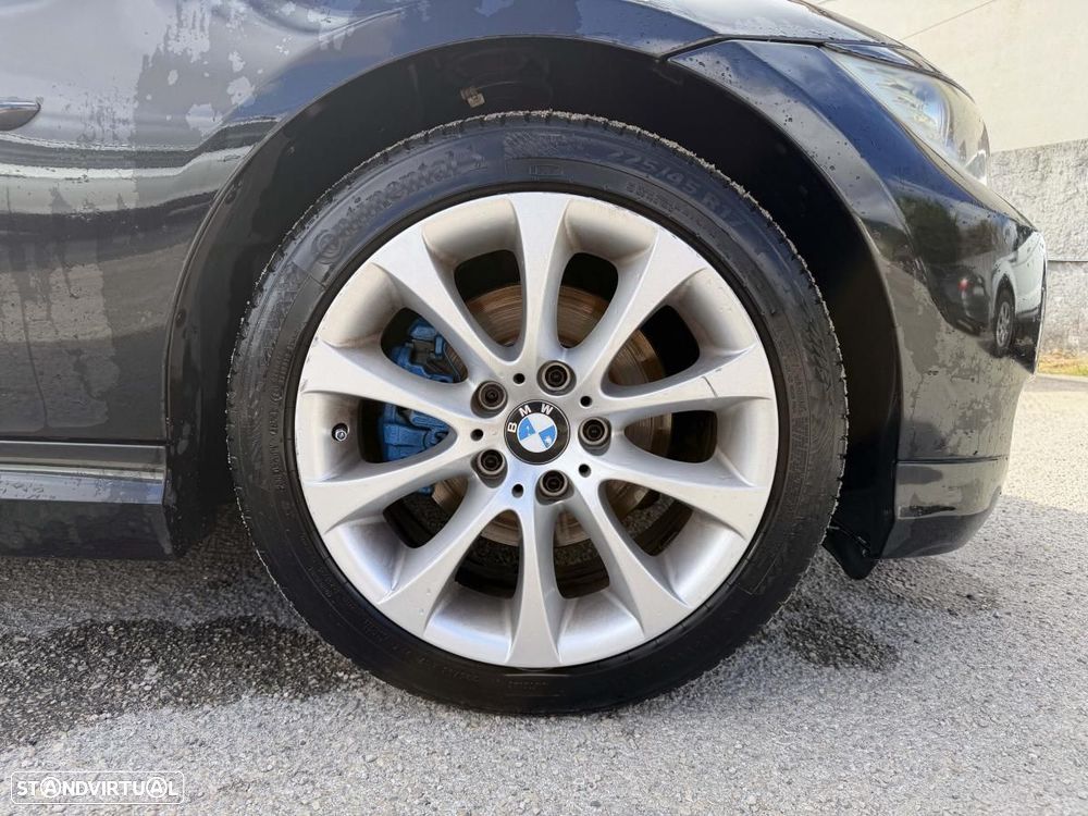 BMW 318 d LifeStyle - 10