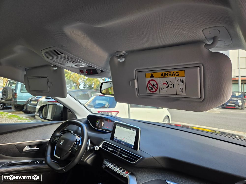 Peugeot 3008 PureTech 130 Stop & Start GPF EAT8 Allure - 28