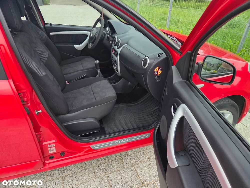 Dacia Sandero - 10