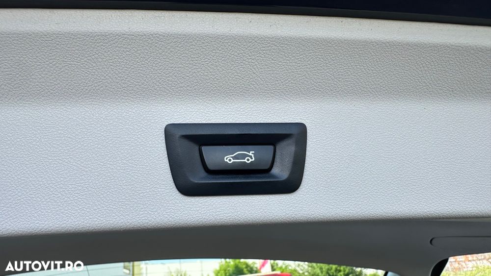 BMW X3 xDrive30e AT PHEV - 38
