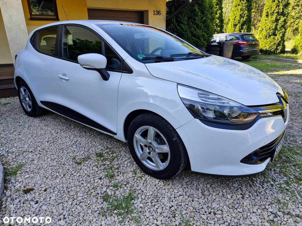 Renault Clio 1.2 16V 75 LIMITED - 14