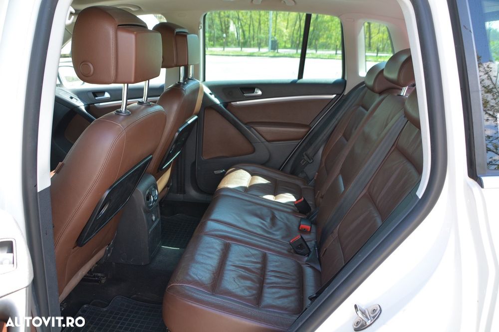Volkswagen Tiguan 2.0 TDI 4Motion DSG BMT Sport & Style - 9