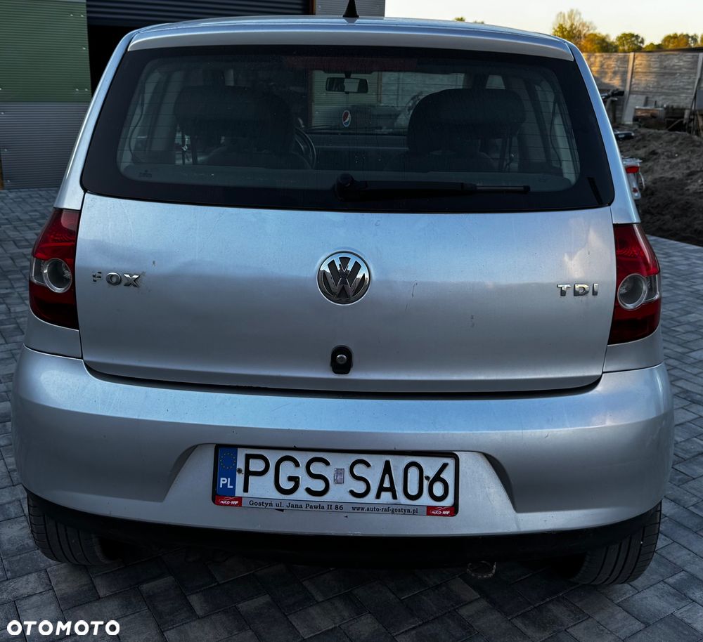 Volkswagen Fox 1.4 TDI - 11
