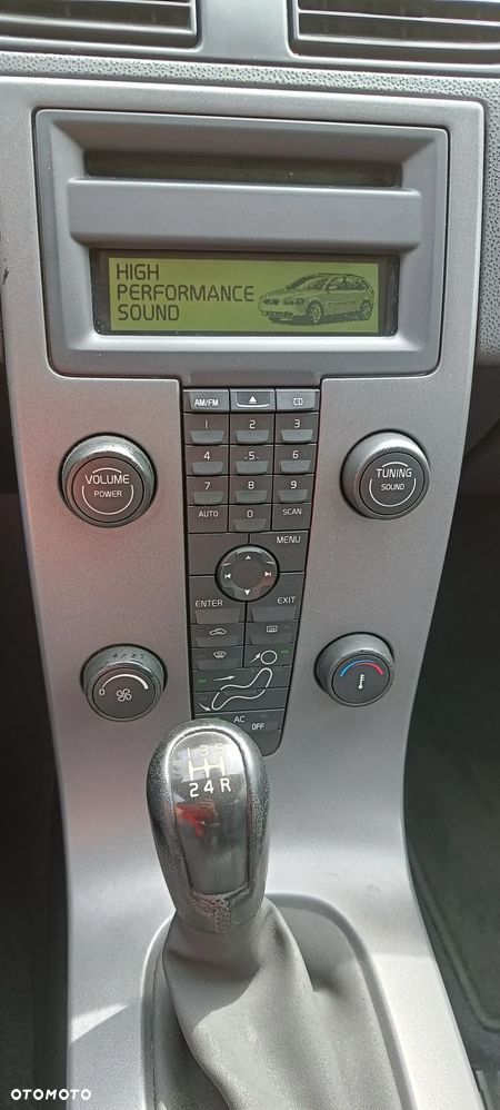 Volvo V50 1.8 Momentum - 13