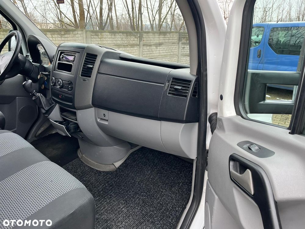 Mercedes-Benz sprinter 416 - 16