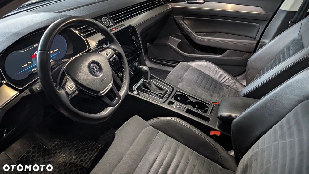 Volkswagen Passat 2.0 TDI BMT SCR Highline DSG7 - 38
