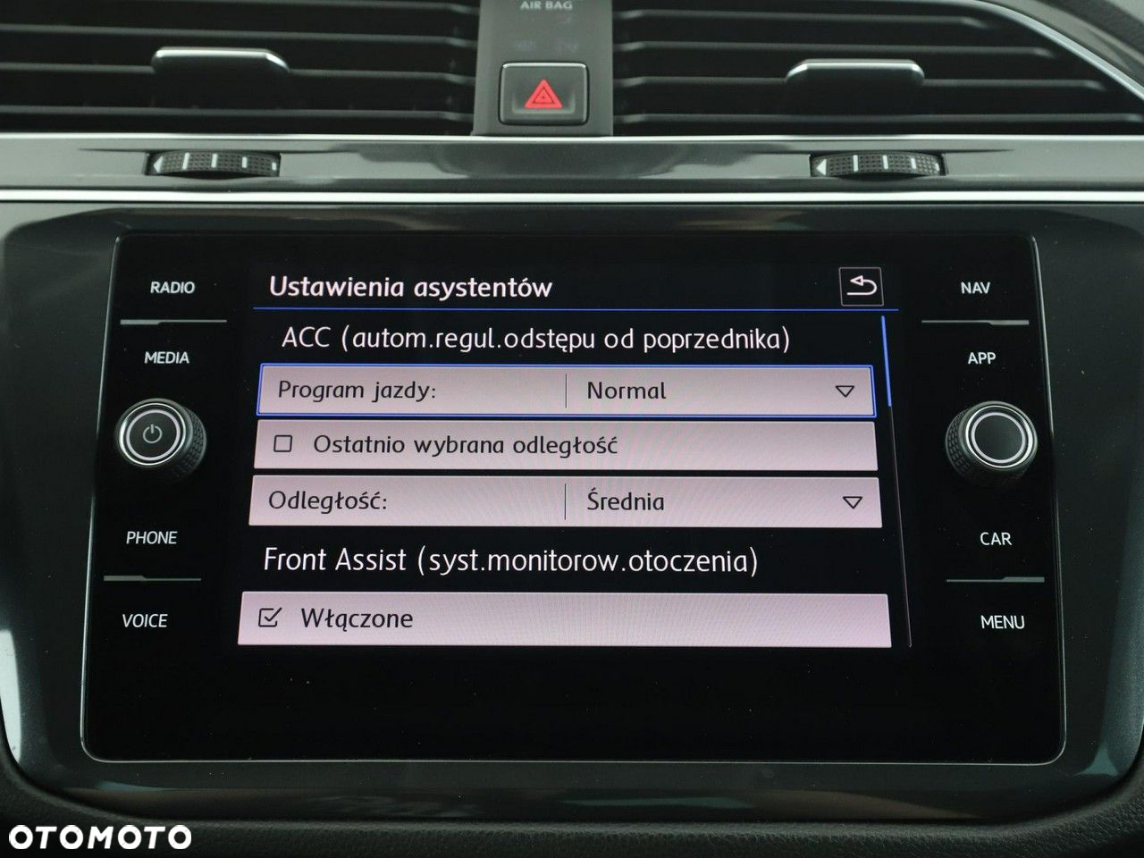 Volkswagen Tiguan 1.4 TSI (BlueMotion Technology) Sound - 26