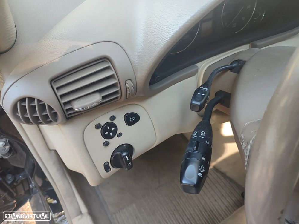 Mercedes-Benz C 180 K Elegance - 13