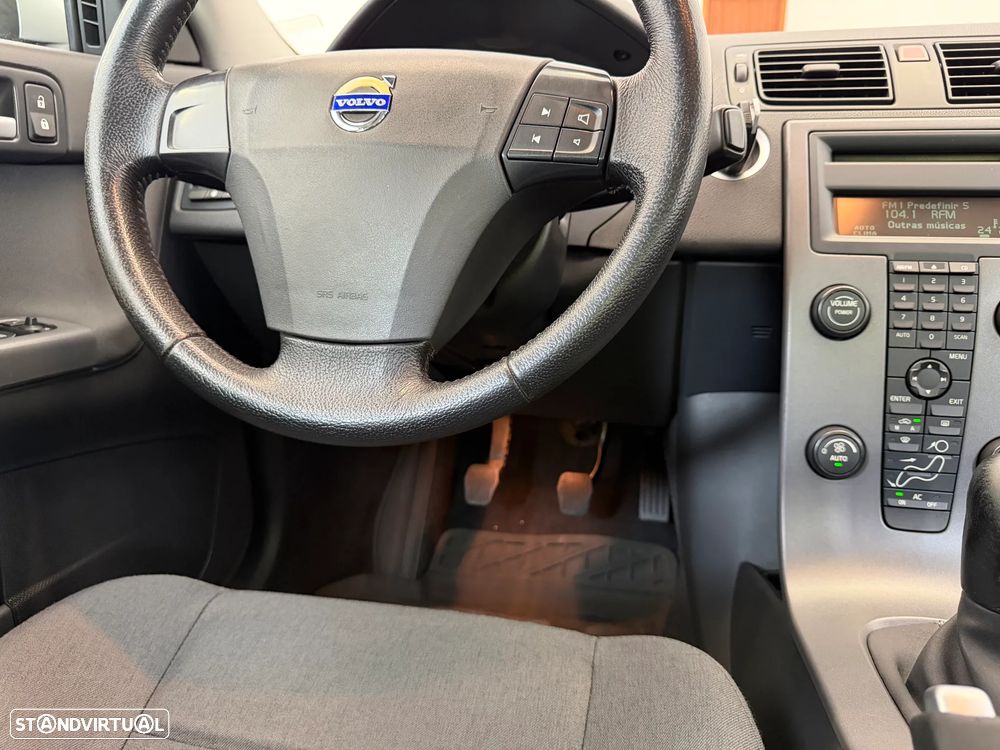 Volvo S40 2.0 D Nível 1 - 34
