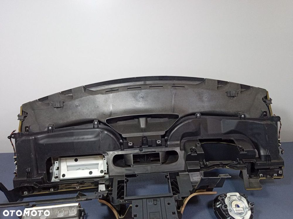 VW TOURAN I DESKA ROZDZIELCZA PODUSZKI PASY - 4